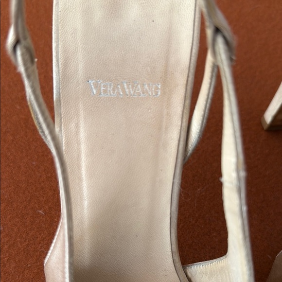 Vera Wang Cream Slingback Heels - Picture 1 of 5